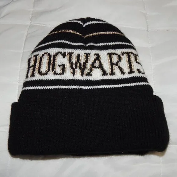 Harry Potter Hogwarts Stocking Cap Hat One Size Fits Most - Picture 2 of 2